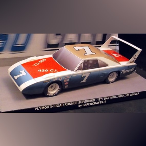 Автомобиль Plymouth Superbird 1970