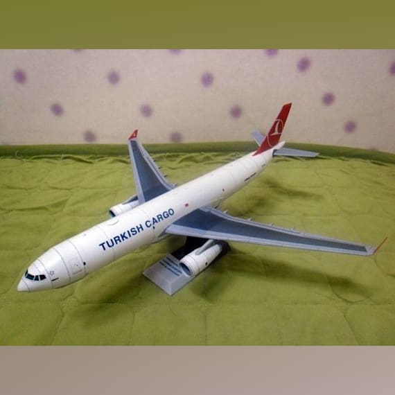 Авиалайнер Airbus A330 Turkish Airlines