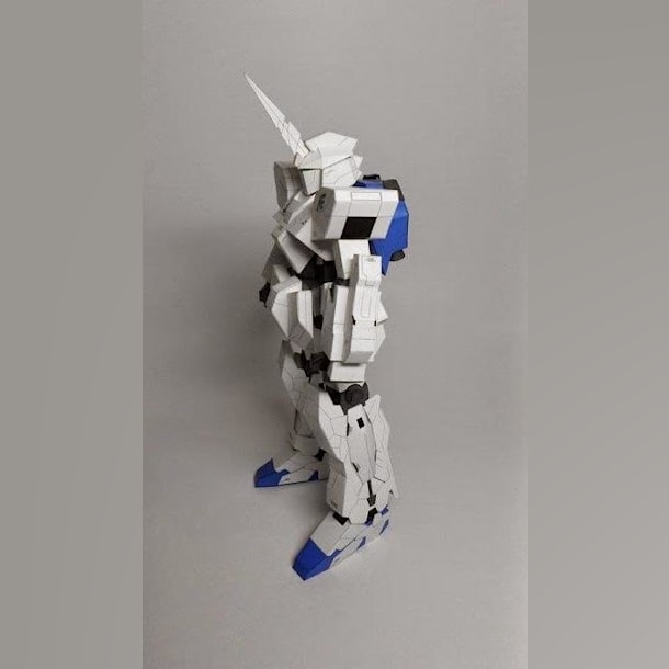 Бумажная модель Робот RX-0 Unicorn Gundam (Gundam), масштаб 1:144