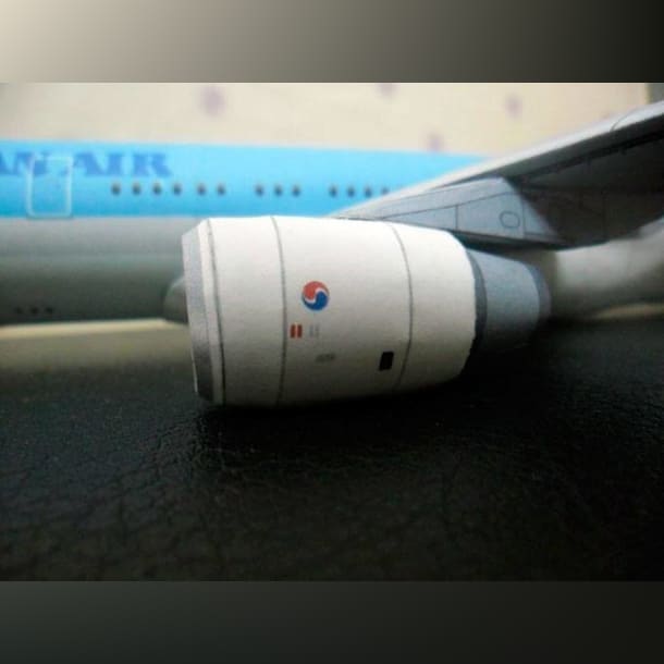 Бумажная модель Авиалайнер Airbus A330 Korean Air