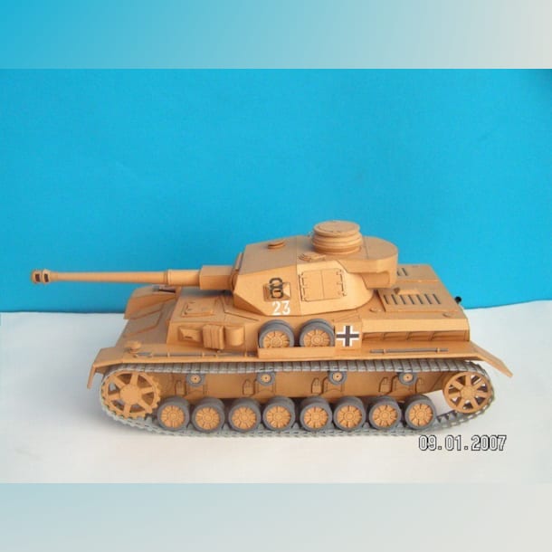 Журнал Modelik - 1/2002 - Танк Pzkpfw IV Ausf.G