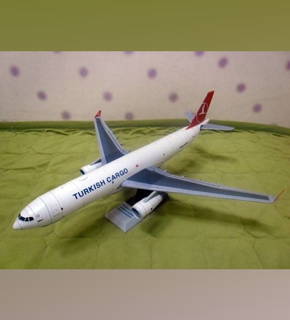 Бумажная модель Авиалайнер Airbus A330 Turkish Airlines