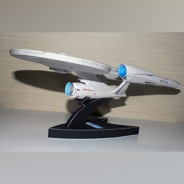 Бумажная модель Звездолет Энтерпрайз NCC-1701 (Звездный путь)