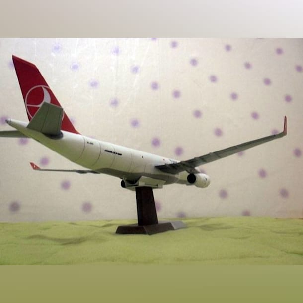 Бумажная модель Авиалайнер Airbus A330 Turkish Airlines