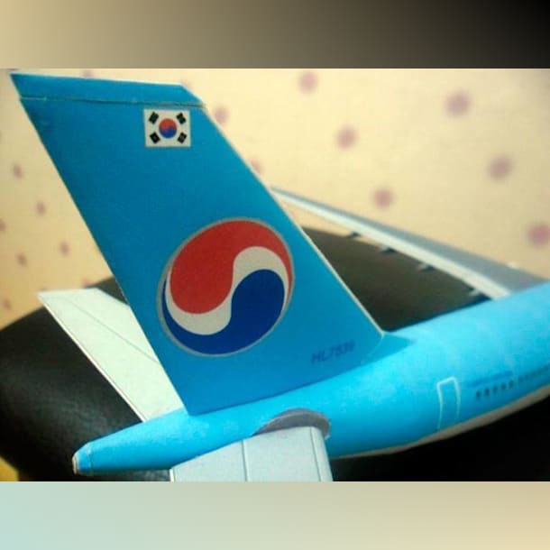 Бумажная модель Авиалайнер Airbus A330 Korean Air