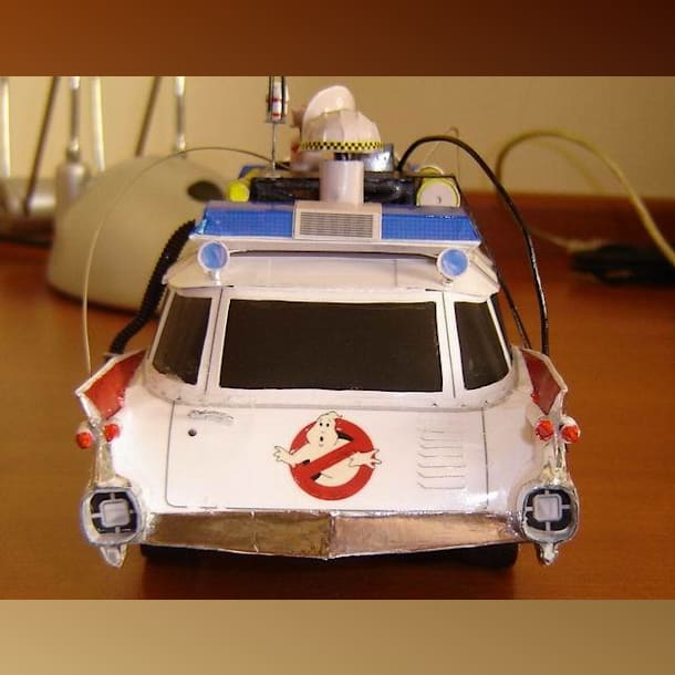 Бумажная модель Автомобиль Ecto-1 (Охотники за привидениями)