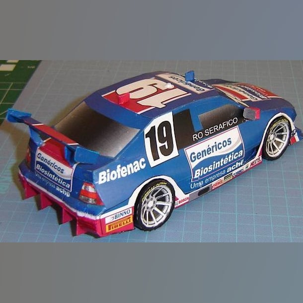 Бумажная модель Автомобиль Volkswagen Bora 2007 (Stock Car Brasil)