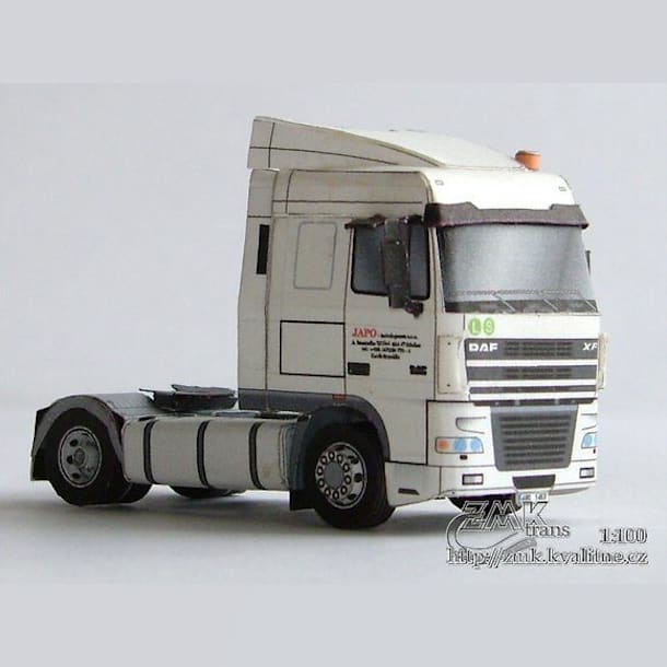 Бумажная модель Грузовик DAF XF 95 с полуприцепом (JAPO)