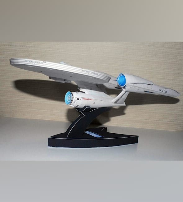 Бумажная модель Звездолет Энтерпрайз NCC-1701 (Звездный путь)