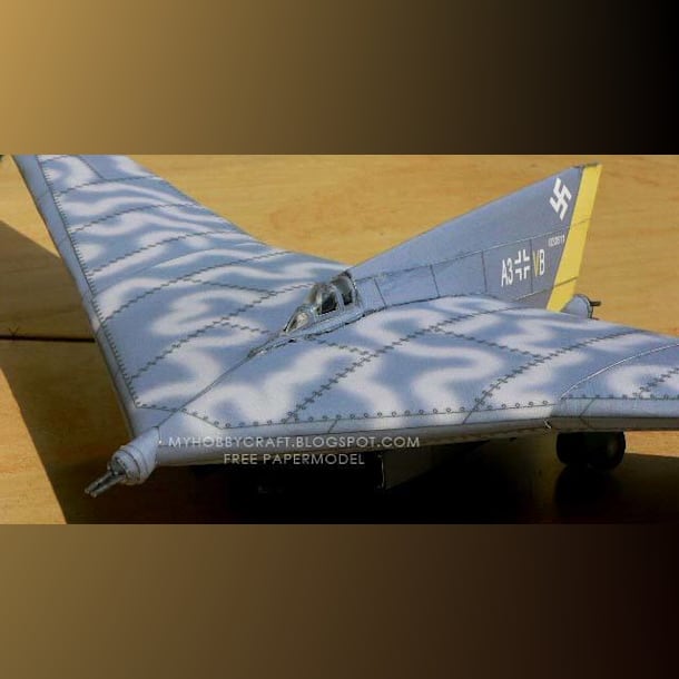 Бумажная модель Бомбардировщик Horten Ho XVIII