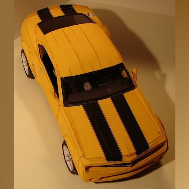 Бумажная модель Трасформер Бамблби Chevrolet Camaro 2009 (Трансформеры)