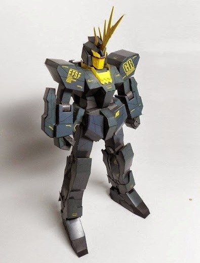 Робот RX-0 Unicorn Gundam 02 Banshee (Gundam)
