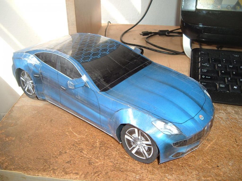 Автомобиль Fisker Karma