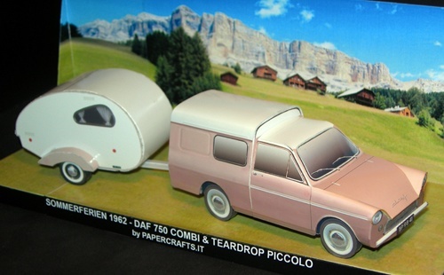 Автомобиль DAF 750 Сombi 1962 с прицепом Teardrop Piccolo