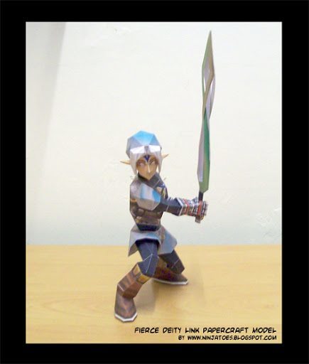 Линк в маске Свирепого божества (The Legend of Zelda)