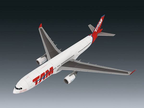 Авиалайнер Airbus A330-234 TAM Airlines