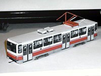 Модели транспорта из бумаги в исполнении тверского мастера