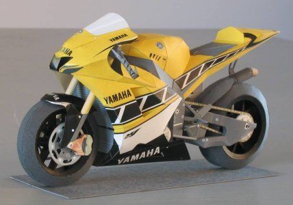 Мотоцикл Yamaha YZR-M1