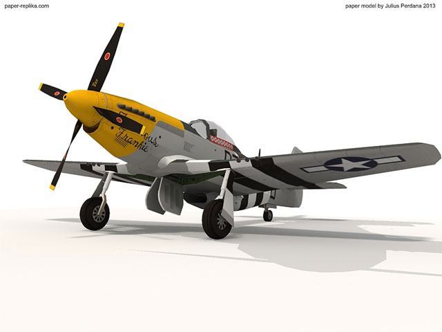 Самолет North American P-51 Mustang Свирепый Фрэнки