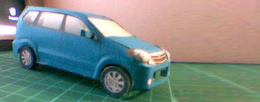 Автомобиль Toyota Avanza