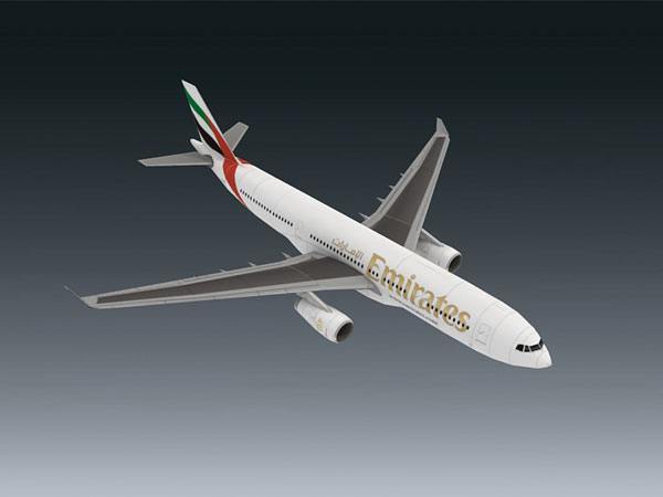 Авиалайнер Airbus A330-243 Emirates Airline