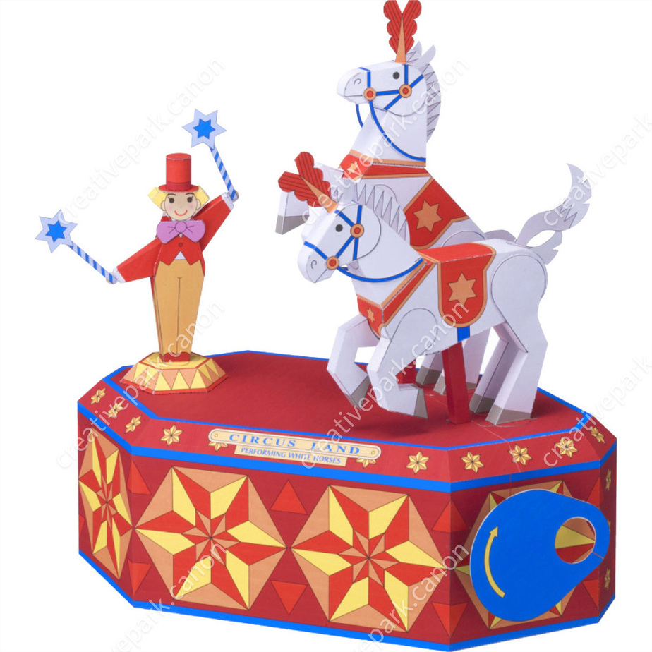 Цирковые белые лошади