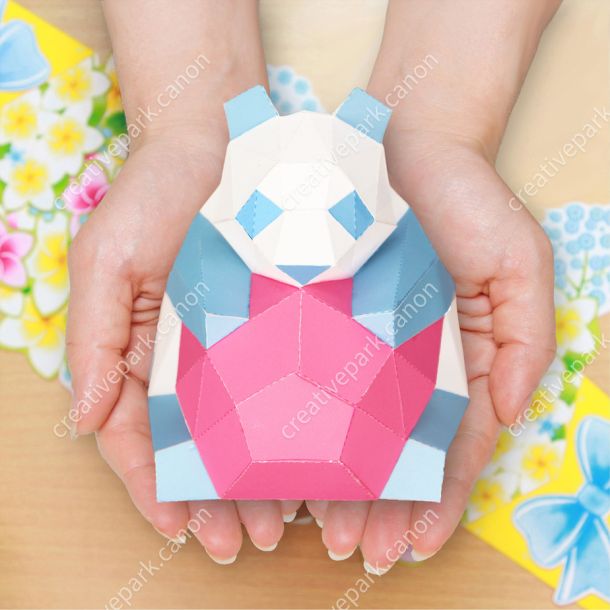 Полигональная панда (синяя)