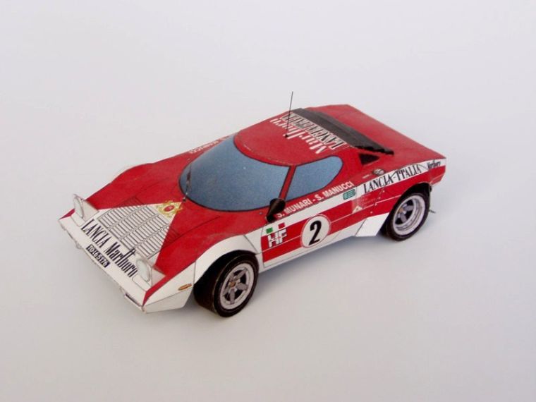 Автомобиль Lancia Stratos HF Marlboro