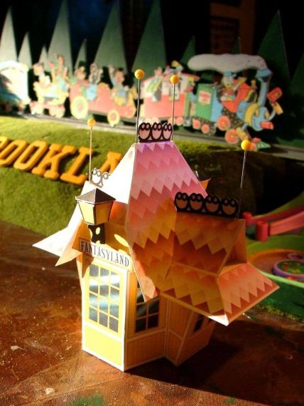 Станция Fantasyland (Цирковой поезд Кейси Джуниор, Диснейленд Париж)