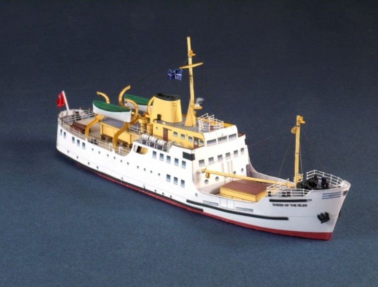 Паром MV Queen of the Isles
