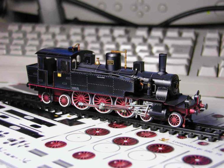 Локомотив FS 950