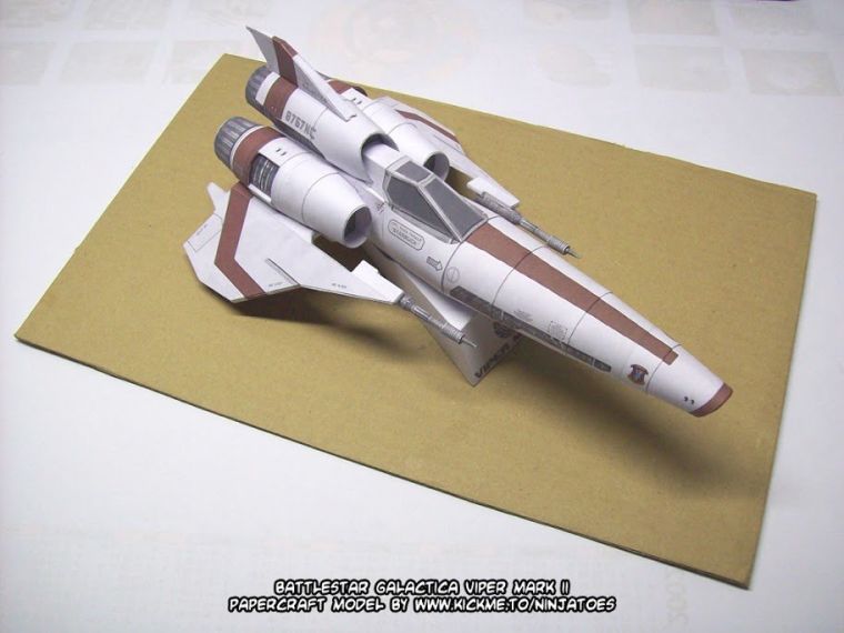 Космический истребитель Viper Mk.II (Звездный крейсер Галактика)