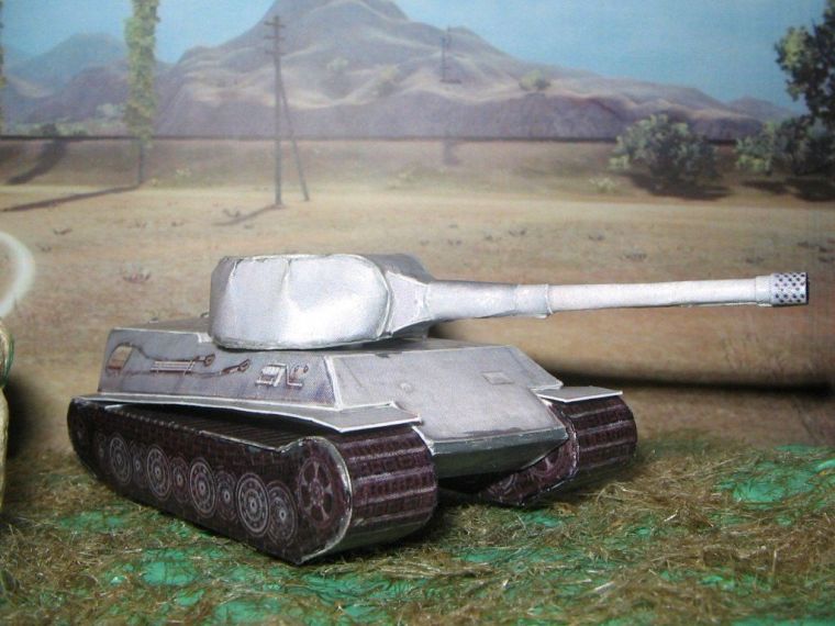 Танк Lowe