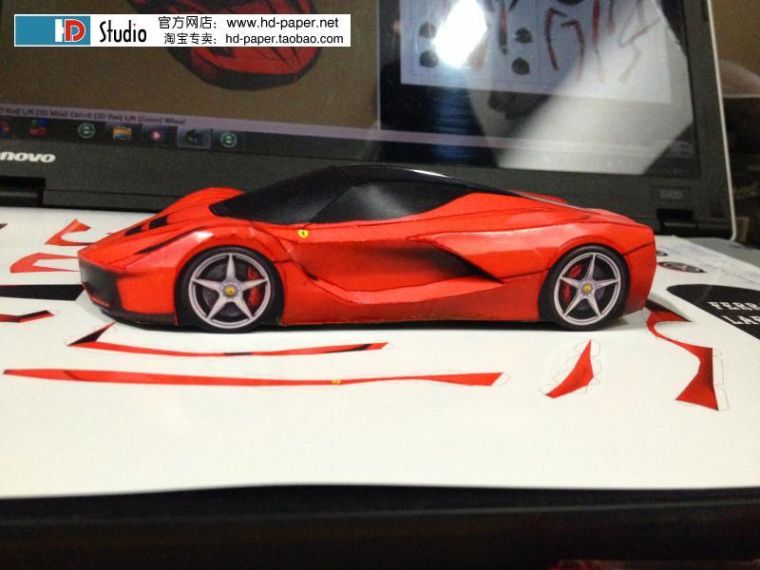 Автомобиль LaFerrari